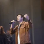 Glow Music Ministry THE BENEFITS AND CONSEQUENCES OF HOPING (OR NOT) IN GOD AS HIS ANOINTED MINISTER