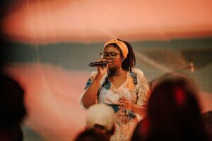 COMFORT FLOWS IN ANOINTED WORSHIP