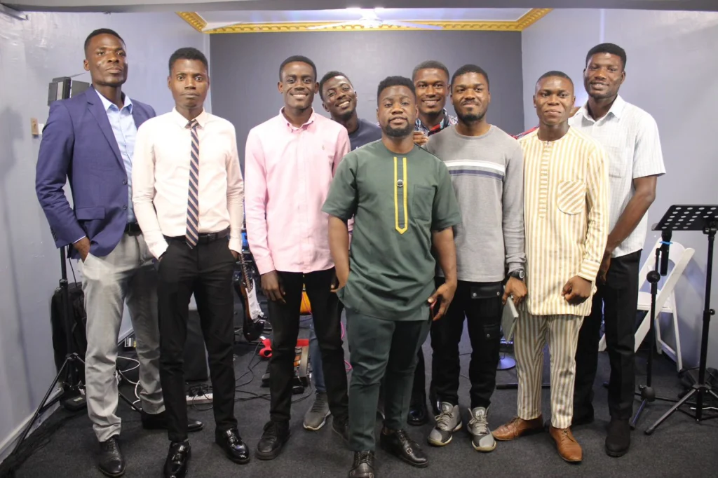 Family Praise — April 2025, Glow Music Ministry
