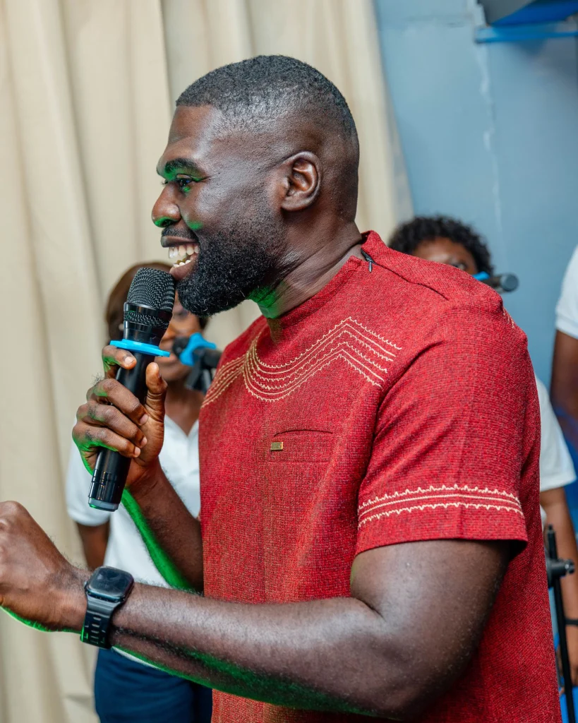 Family Praise — February 2026, Glow Music Ministry