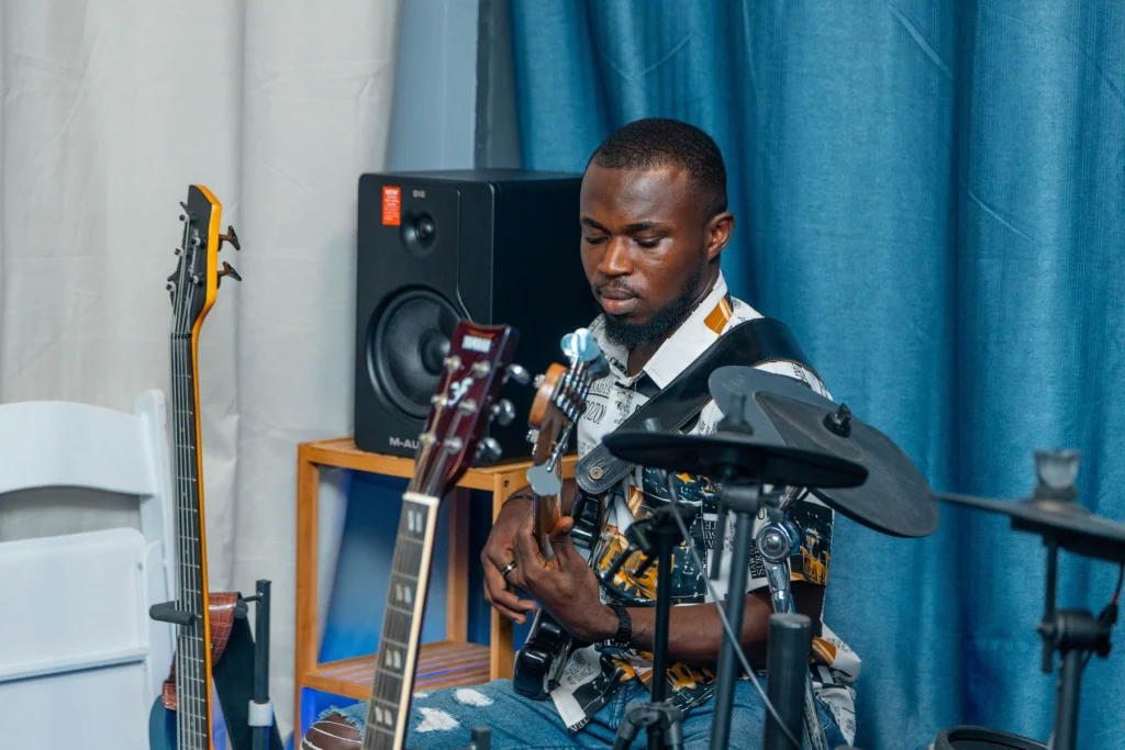 Family Praise — February 2026, Glow Music Ministry