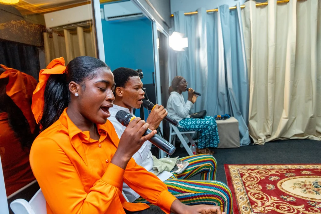 Family Praise — October 2025, Glow Music Ministry