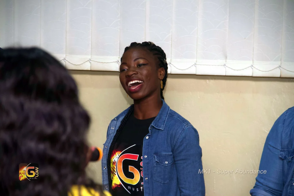 Moments with the King, Glow Music Ministry
